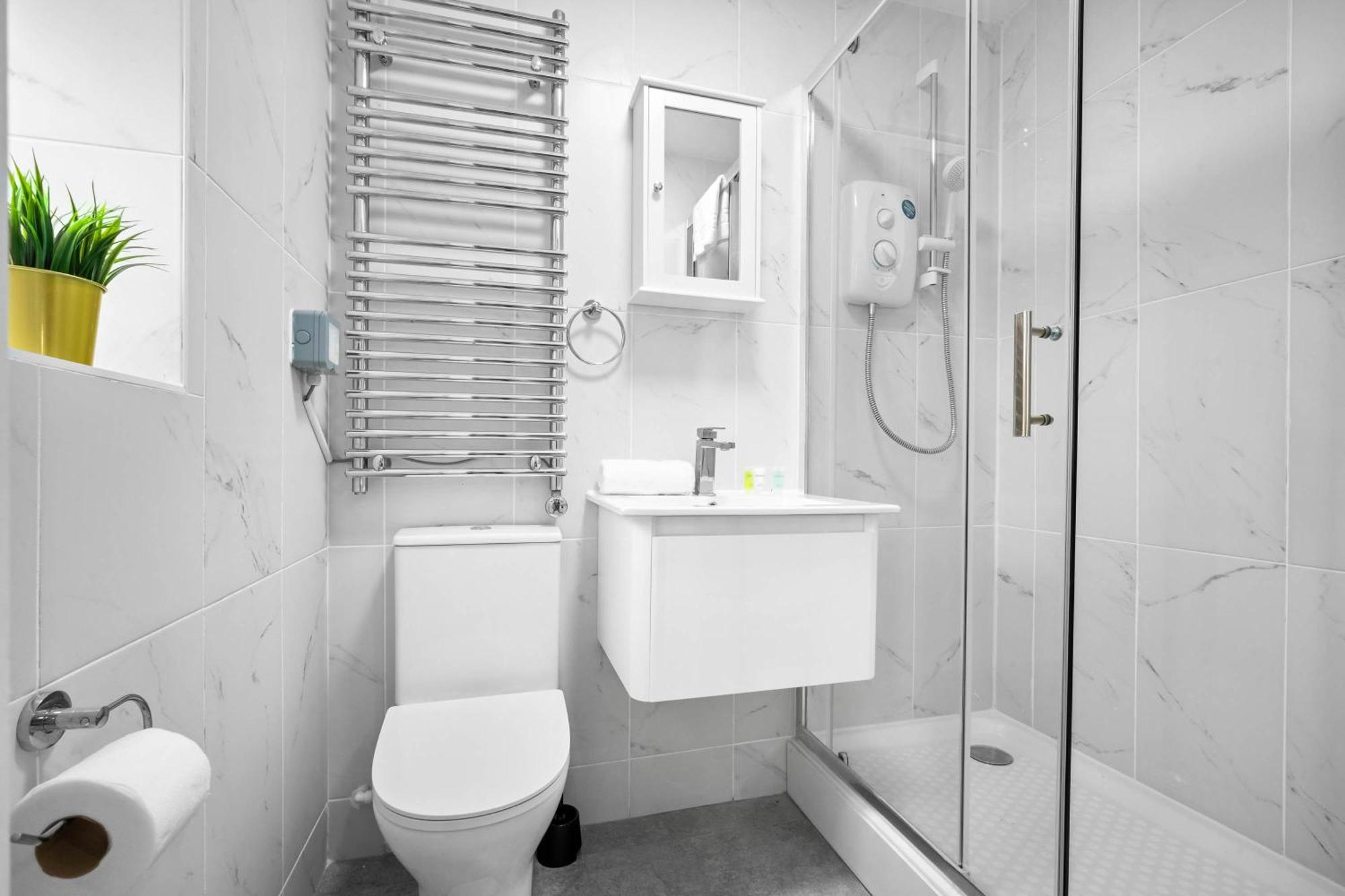 Luxury 3 Bedroom Apartment - Terrace - Near City Centre - Wifi - Smart Tv 1Mr Birmingham Ngoại thất bức ảnh